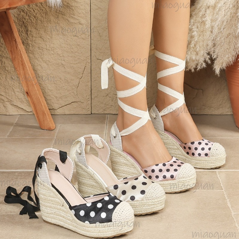 Ribbon Tie Heel - 2026年春夏新作 レディース ドット柄 エスパドリーユ ウェッジサンダル 編み込み麻プラットフォームシューズ