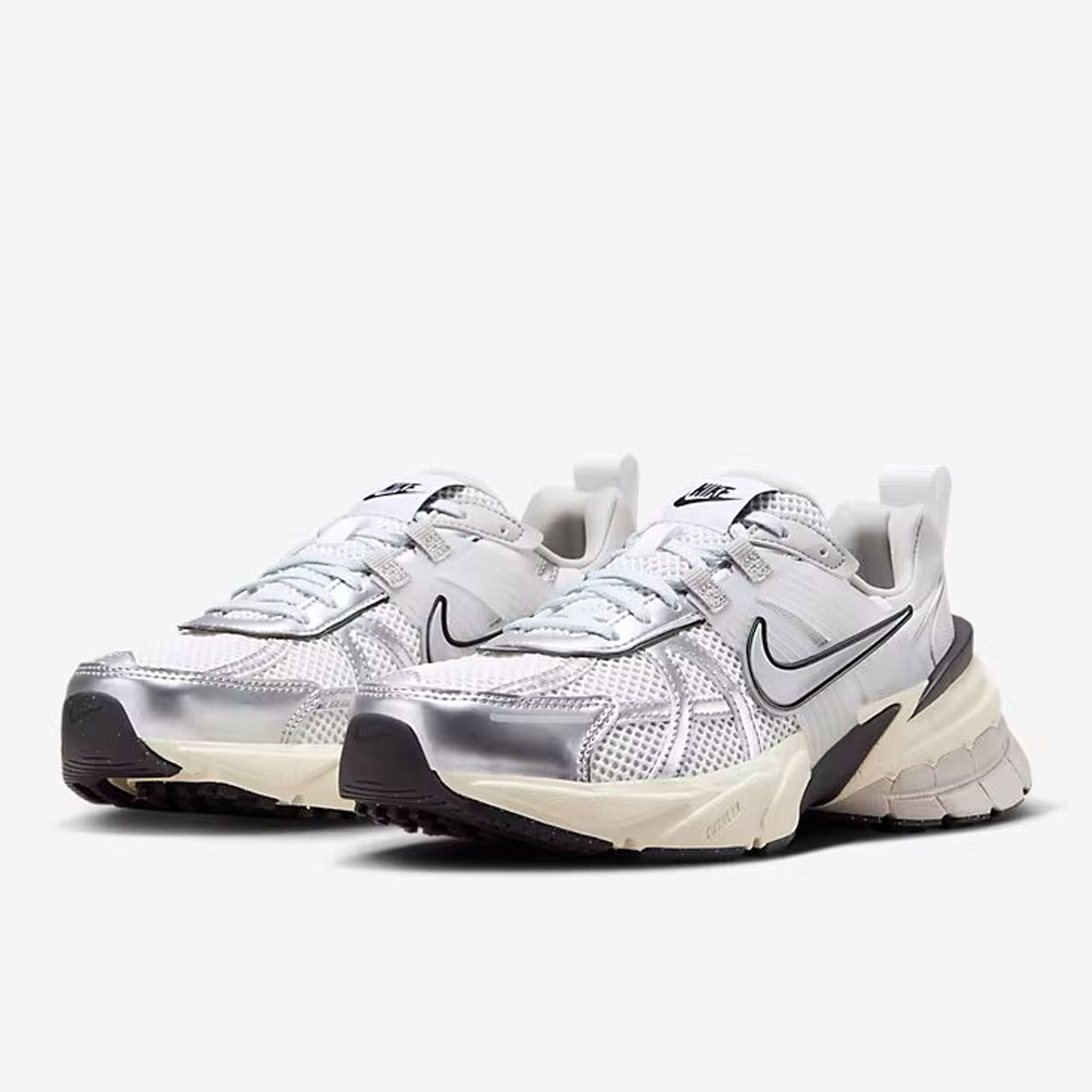 Women Shoes Nike - ナイキ公式本格ウィンター レディース 軽量、通気性、耐摩耗性、衝撃吸収性に優れたランニングシューズ FD0736